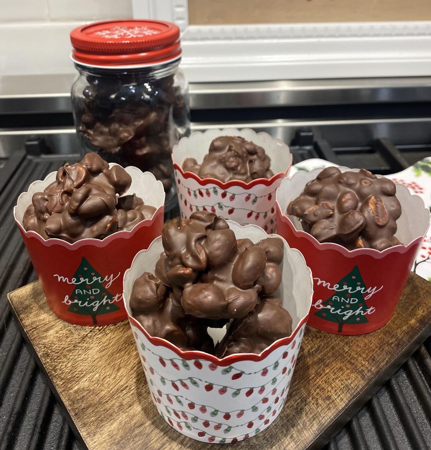Slow Cooker Candy: Foolproof Holiday Gifts in Minutes